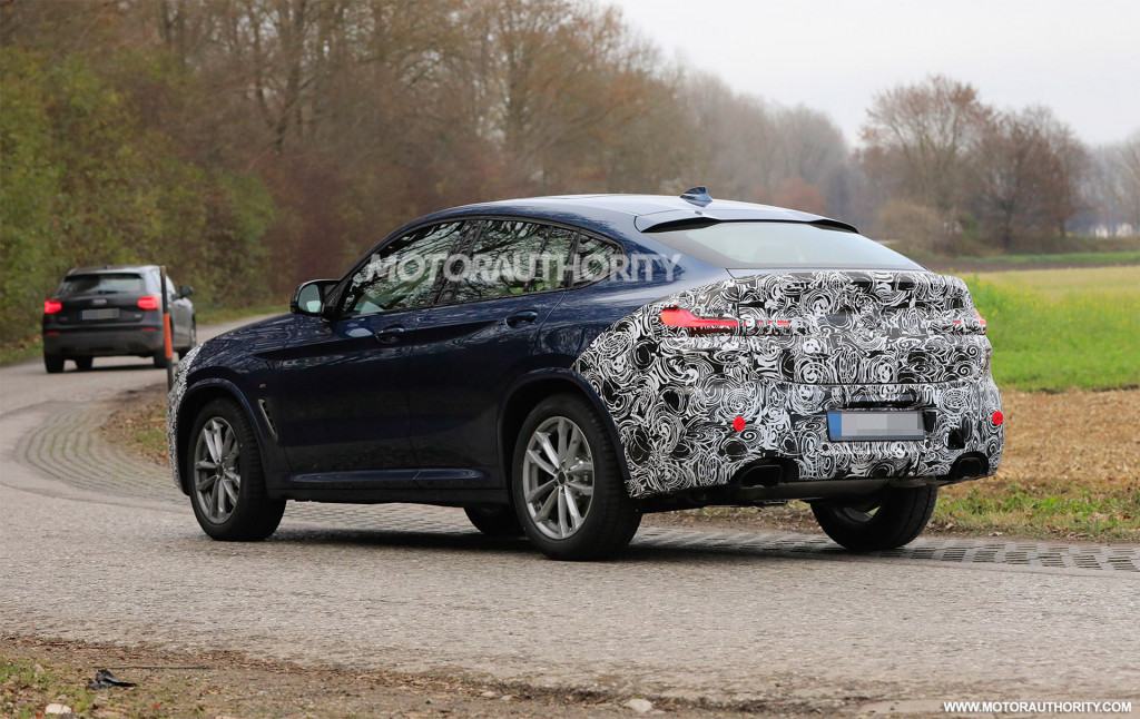 2022 BMW X4 facelift spy shots - Photo credit: S. Baldauf/SB-Medien