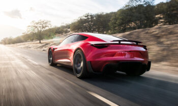 Musk: Tesla Roadster arriving in 2025 with SpaceX ties