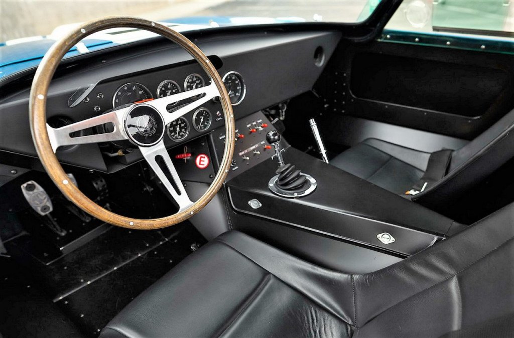 1965 Shelby Cobra Daytona Coupe that was owned by Carroll Shelby | Worldwide photos