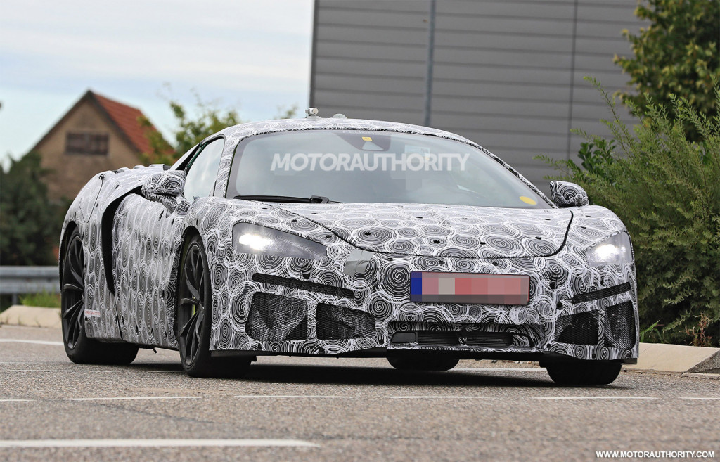 McLaren Artura spy shots - Photo credit: S. Baldauf/SB-Medien