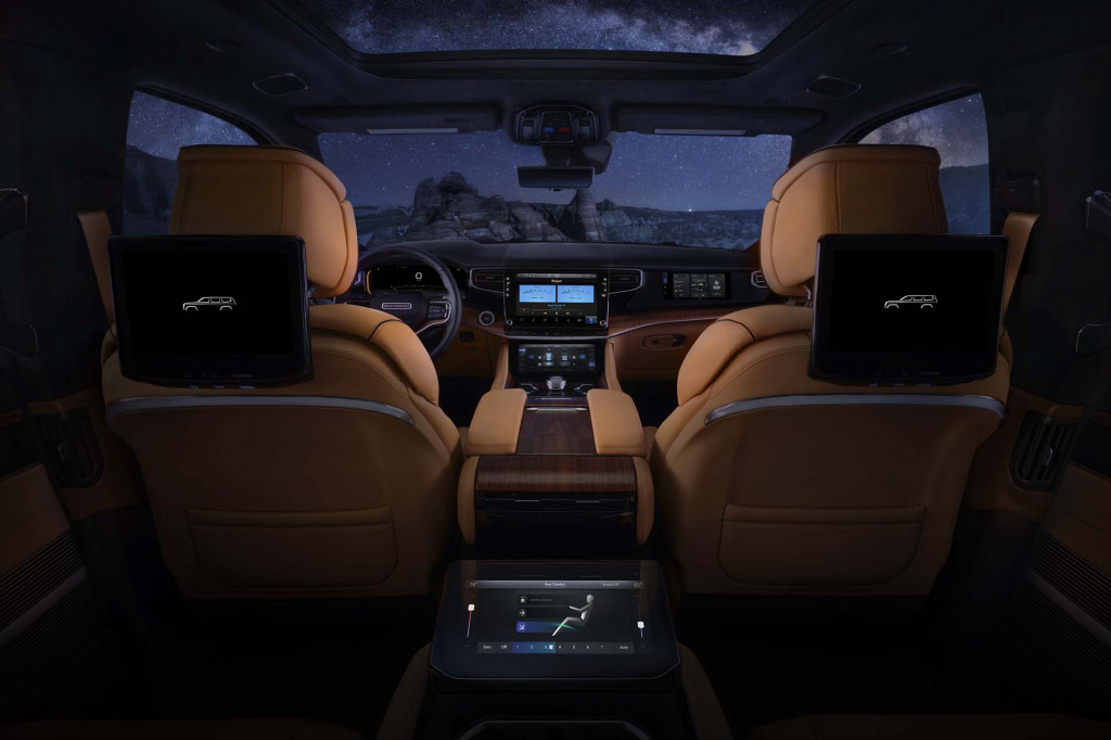 2022 Jeep Grand Wagoneer