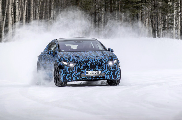 2022 Mercedes-Benz EQS prototype