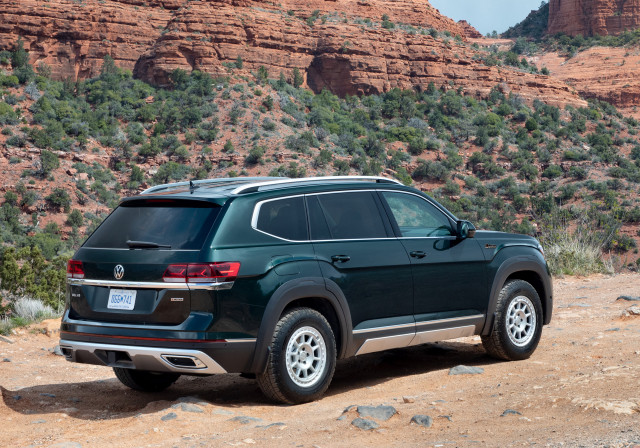 2021 Volkswagen Atlas with Basecamp package