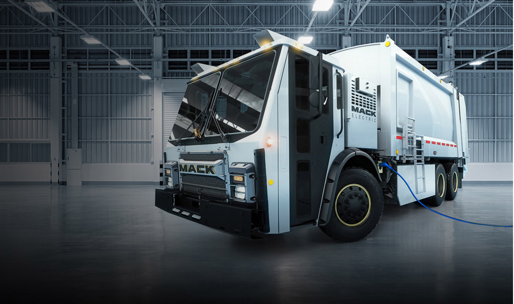 Mack Electric LR garbage truck