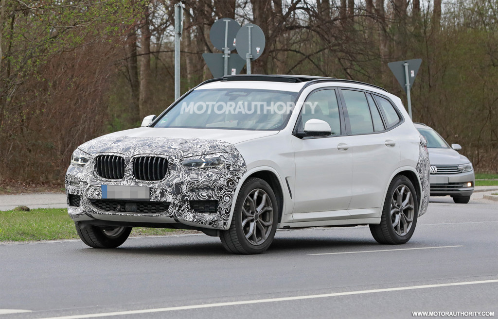 2022 BMW X3 facelift spy shots - Photo credit: S. Baldauf/SB-Medien