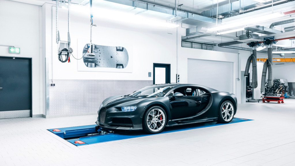 Bugatti Chiron prototype 4-005