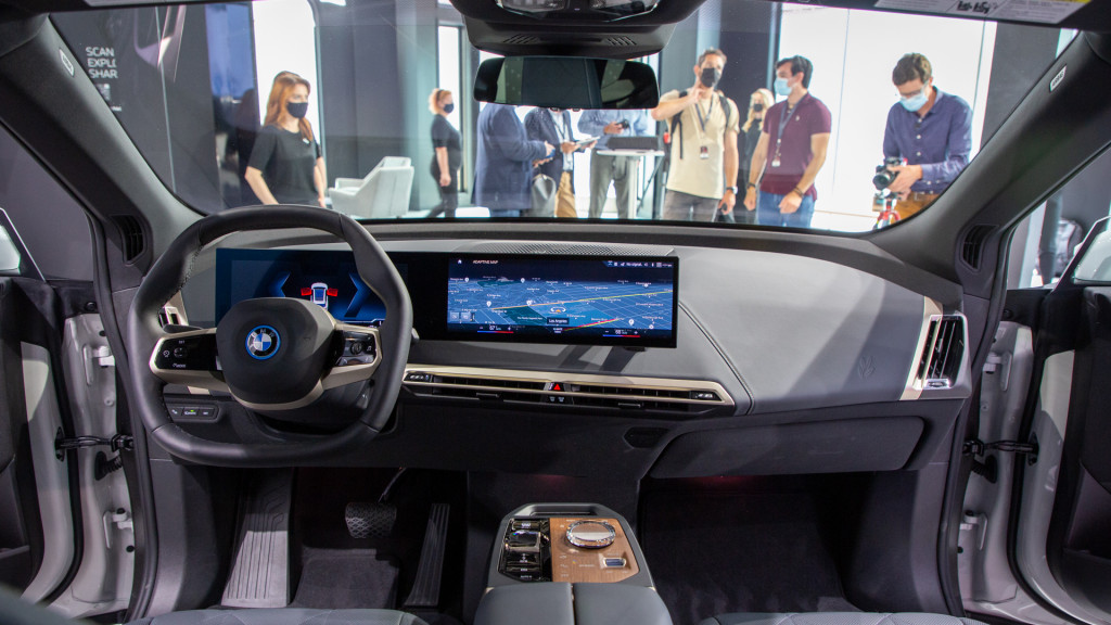 2022 BMW iX