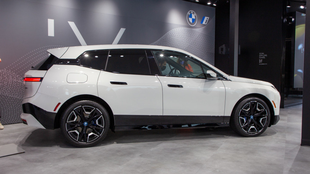 2022 BMW iX