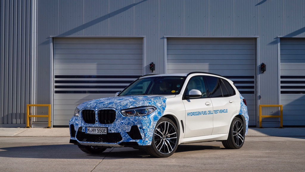 BMW i Hydrogen Next testing