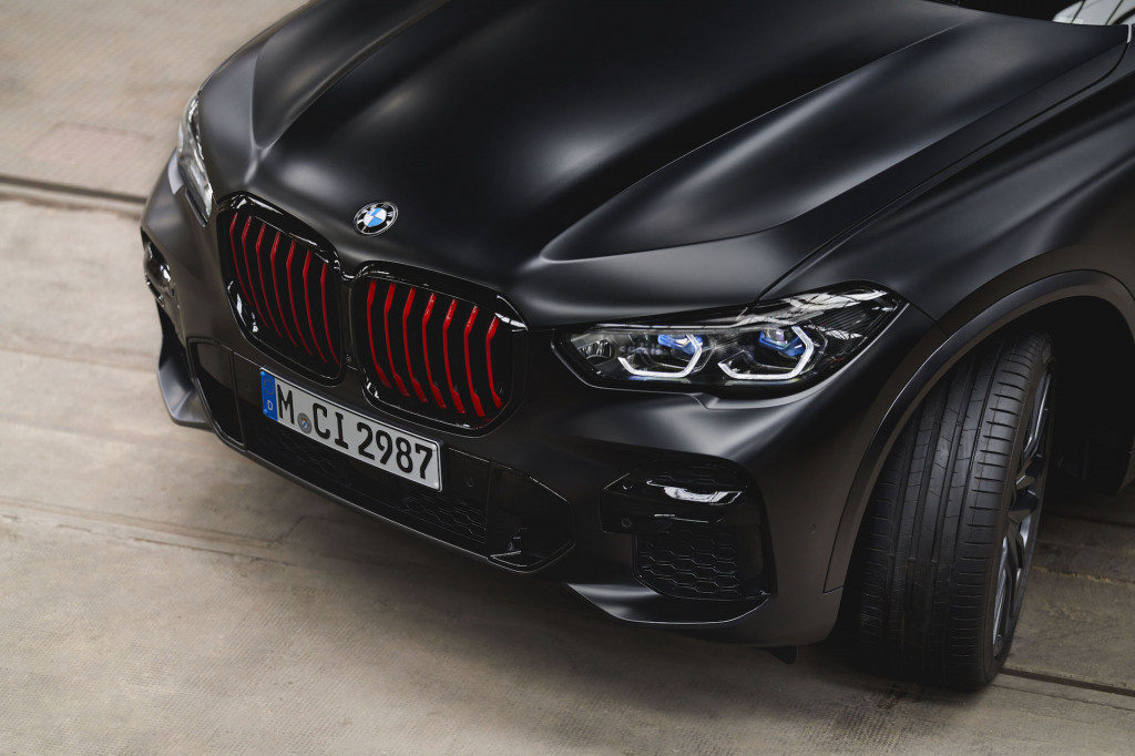 2022 BMW X5 Black Vermilion Edition