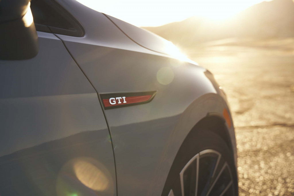 2022 Volkswagen Golf GTI 2022 Volkswagen Golf GTI