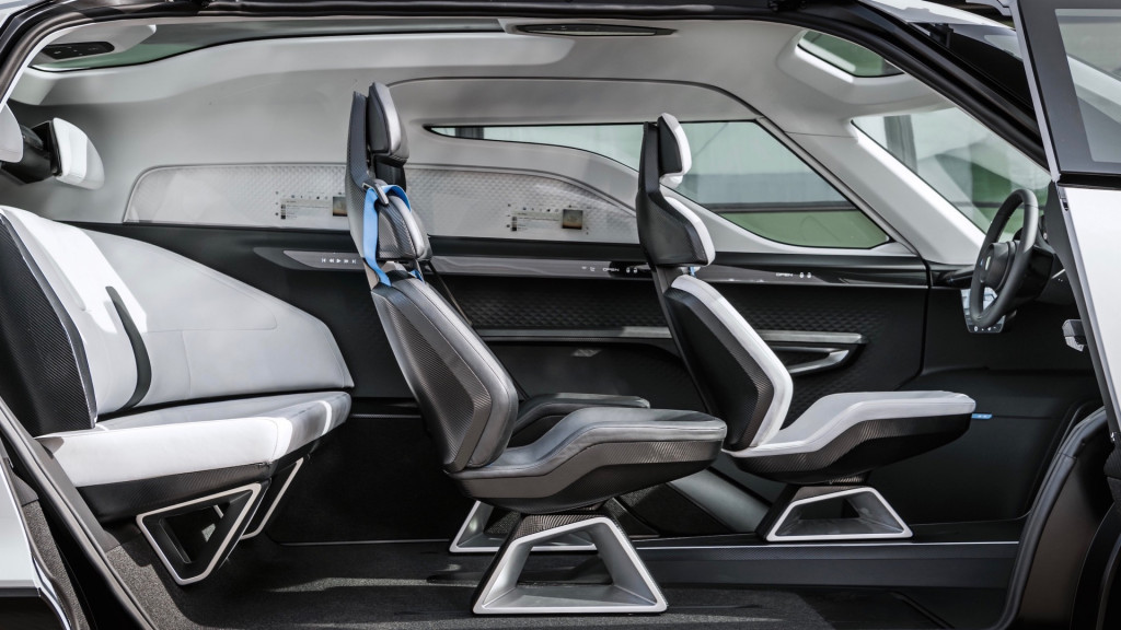 Porsche Renndienst Study