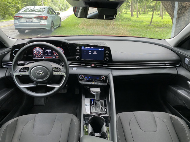 2021 Hyundai Elantra SEL 2021 Hyundai Elantra SEL