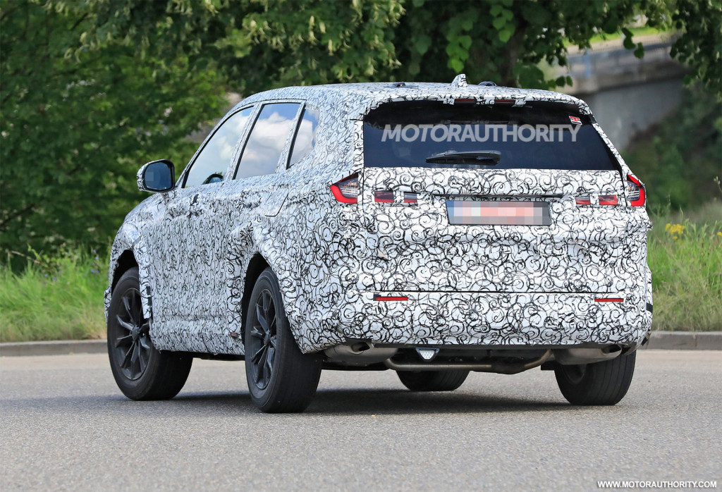 2023 Honda CR-V spy shots - Photo credit: S. Baldauf/SB-Medien 2023 Honda CR-V spy shots - Photo credit: S. Baldauf/SB-Medien