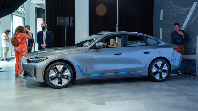 2022 BMW i4