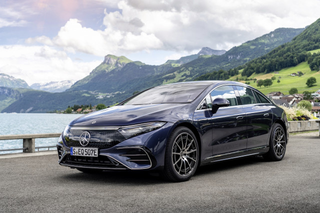 2022 Mercedes-Benz EQS first drive (EQS 450+)