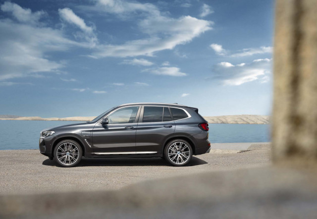 2022 BMW X3