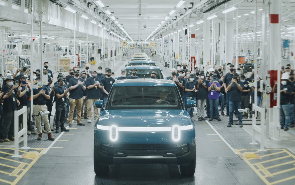 Rivian builds first customer example of R1T - September 2021