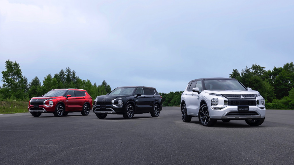 2023 Mitsubishi Outlander Plug-In Hybrid