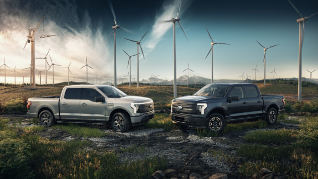 2022 Ford F-150 Lightning Pro