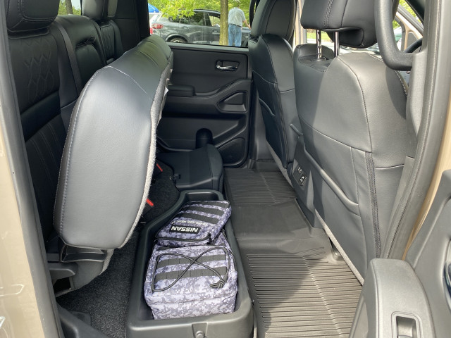 2022 Nissan Frontier 