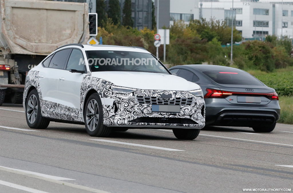 2023 Audi E-Tron Sportback facelift spy shots - Photo credit: S. Baldauf/SB-Medien