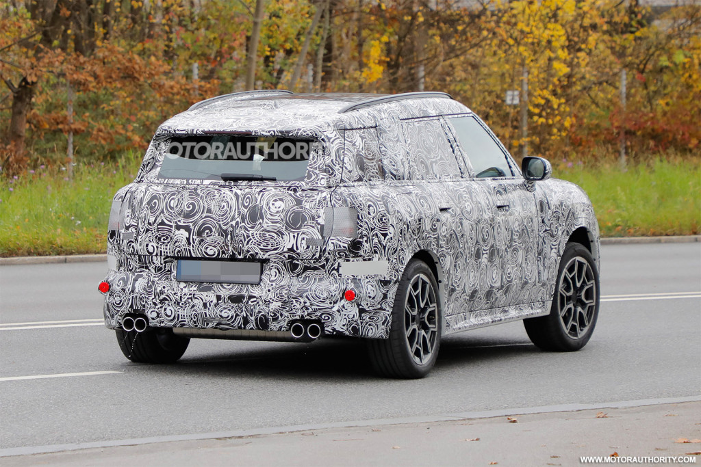 2024 Mini Countryman spy shots: Photo credit: S. Baldauf/SB-Medien