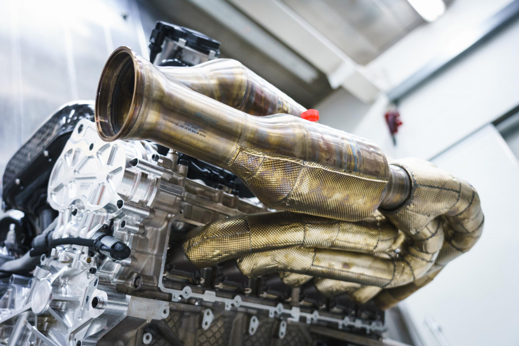 Aston Martin Valkyrie's 6.5-liter V-12