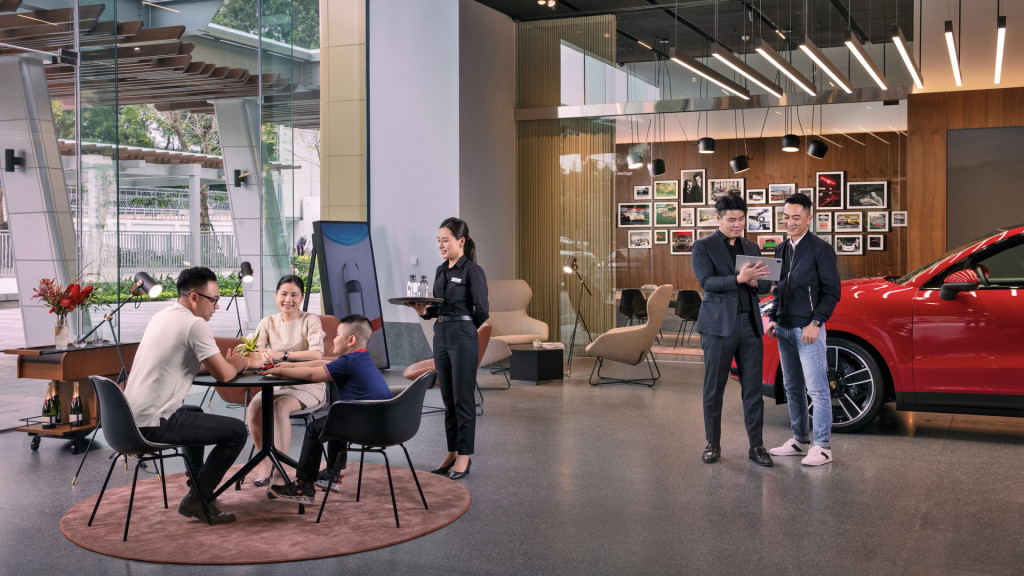 Porsche Studio