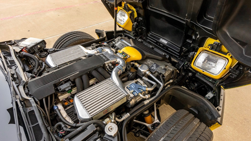 1991 Chevrolet Corvette Callaway Twin-Turbo Convertible (photo via Bring a Trailer)