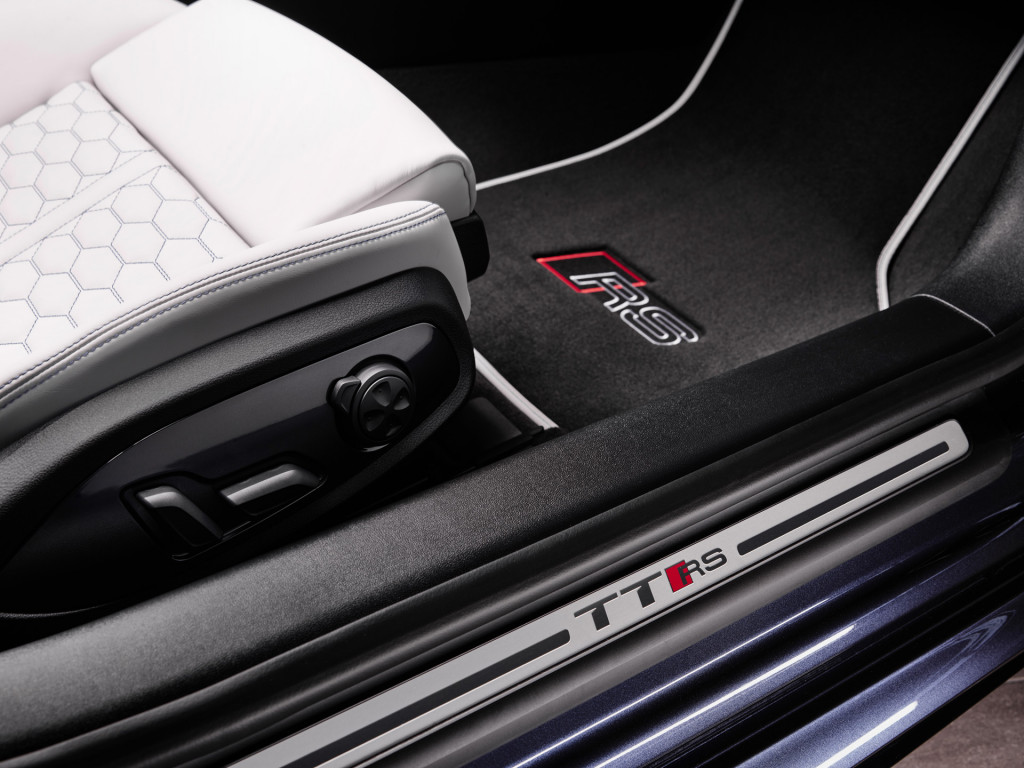 2022 Audi TT RS Heritage Edition 2022 Audi TT RS Heritage Edition