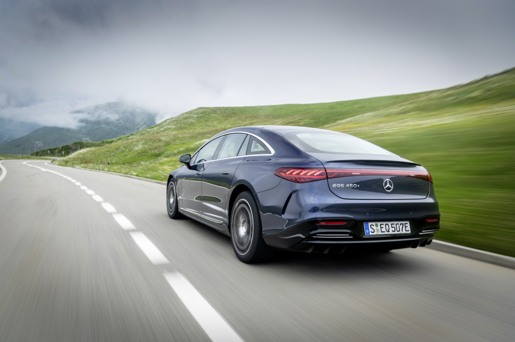 2022 Mercedes-Benz EQS first drive (EQS 450+)