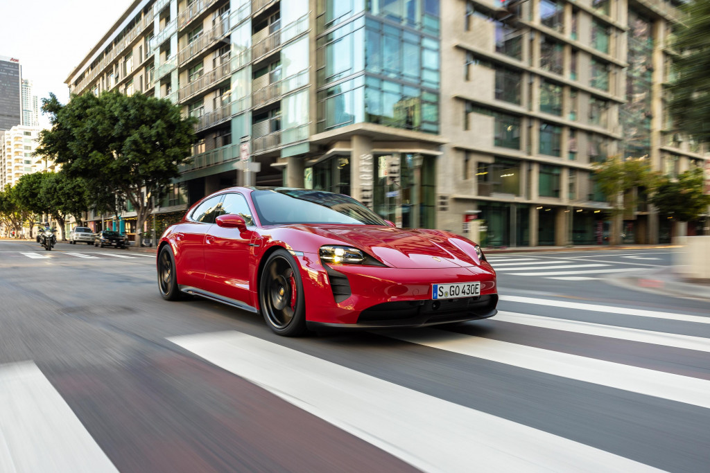 2022 Porsche Taycan GTS Sport Turismo