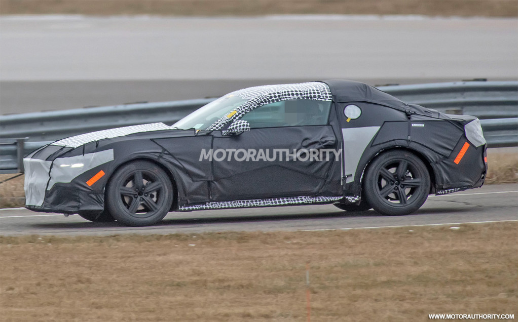 2024 Ford Mustang spy shots - Photo credit: S. Baldauf/SB-Medien