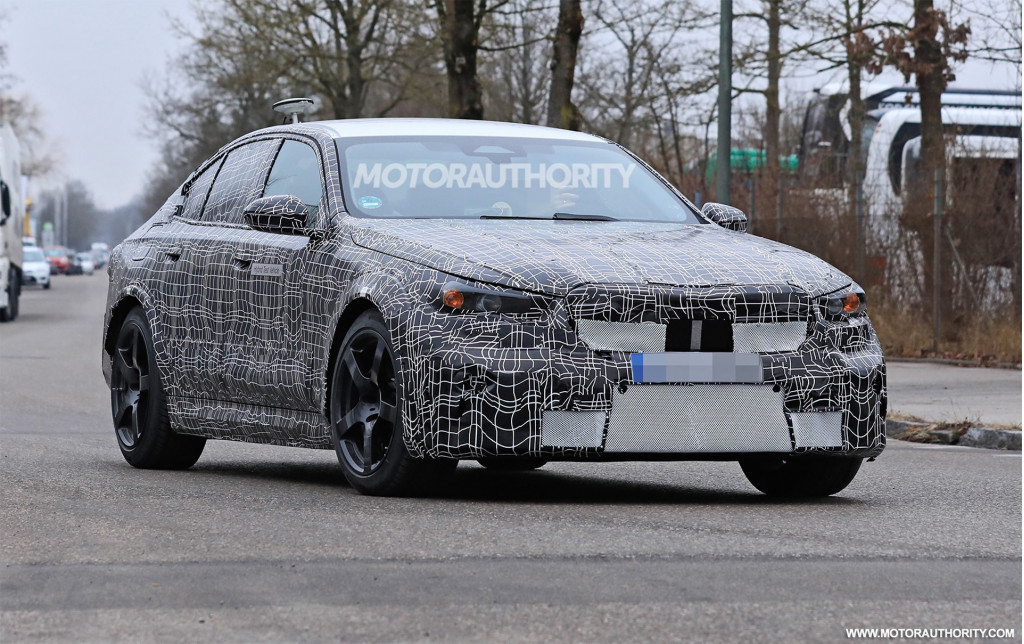 2025 BMW M5 spy shots - Photo credit: S. Baldauf/SB-Medien 2025 BMW M5 spy shots - Photo credit: S. Baldauf/SB-Medien