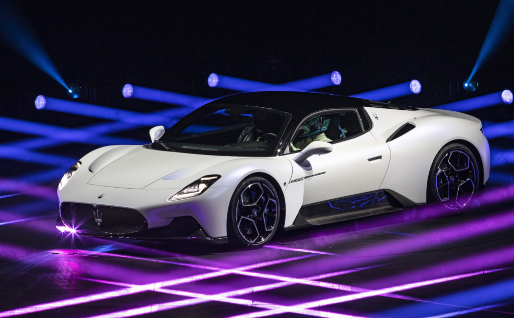 Maserati MC20