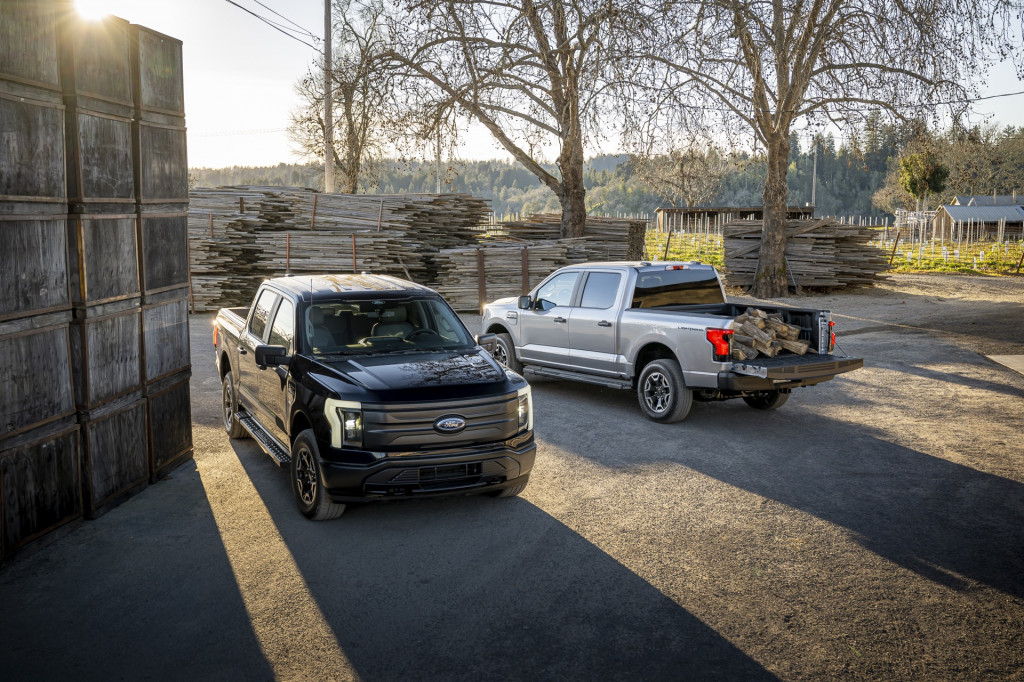 2022 Ford F-150 Lightning Pro