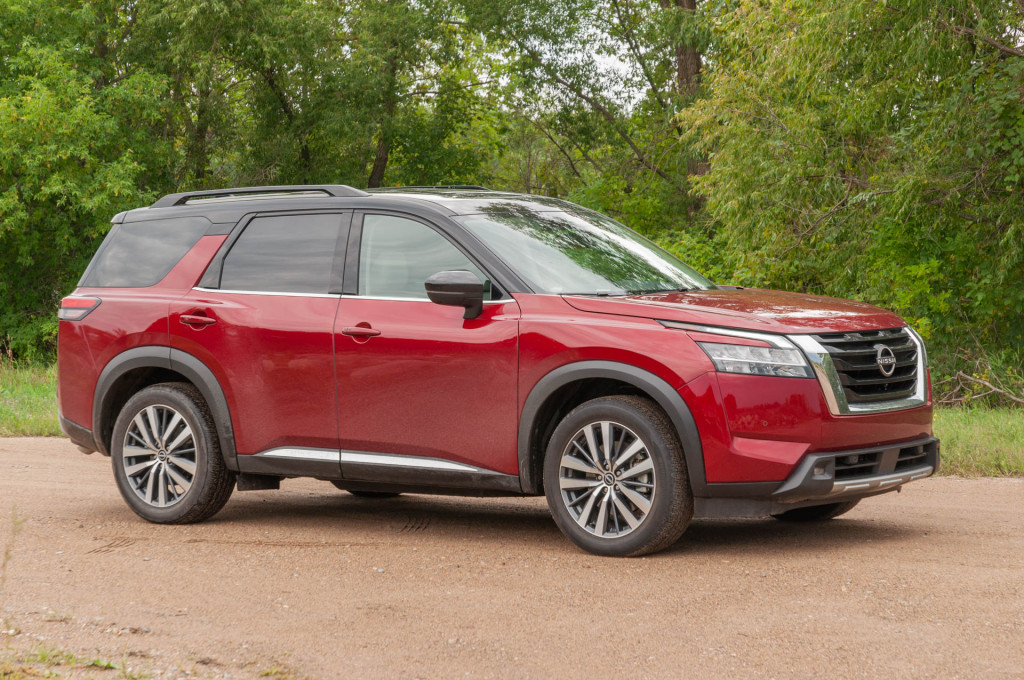 2022 Nissan Pathfinder Platinum 4WD