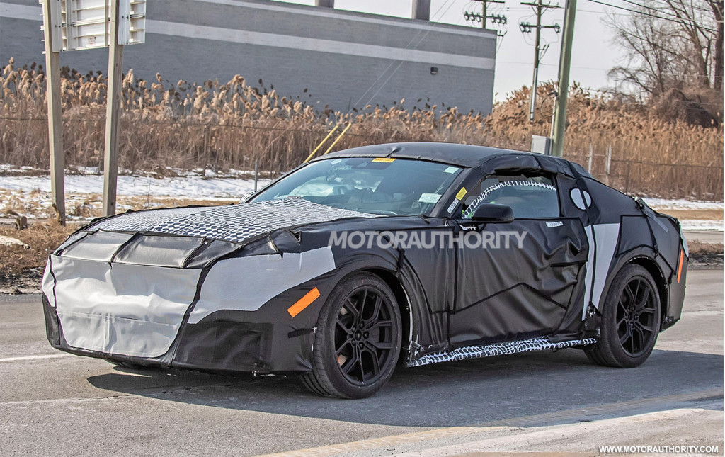 2024 Ford Mustang Convertible spy shots - Photo credit: S. Baldauf/SB-Medien