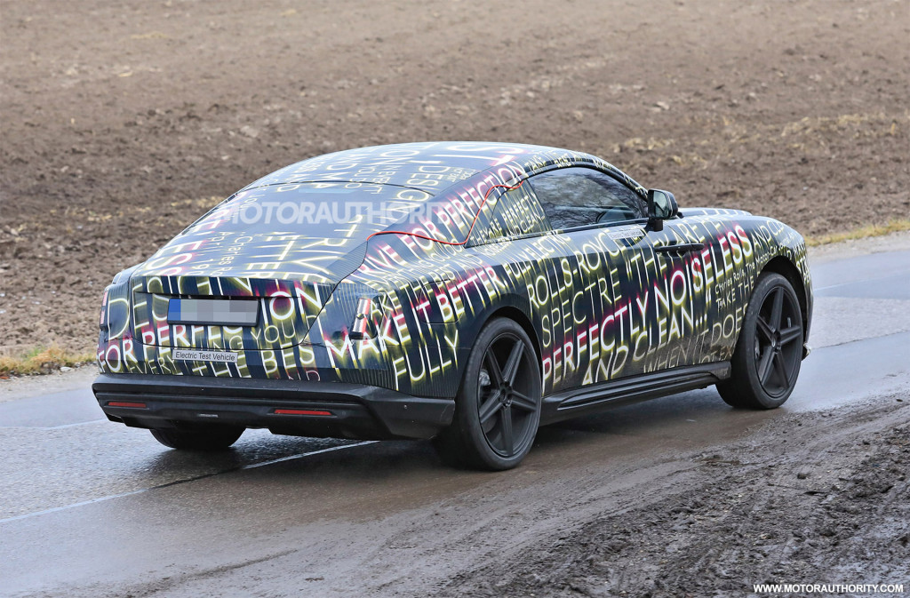 2024 Rolls-Royce Spectre spy shots - Photo credit: S. Baldauf/SB-Medien