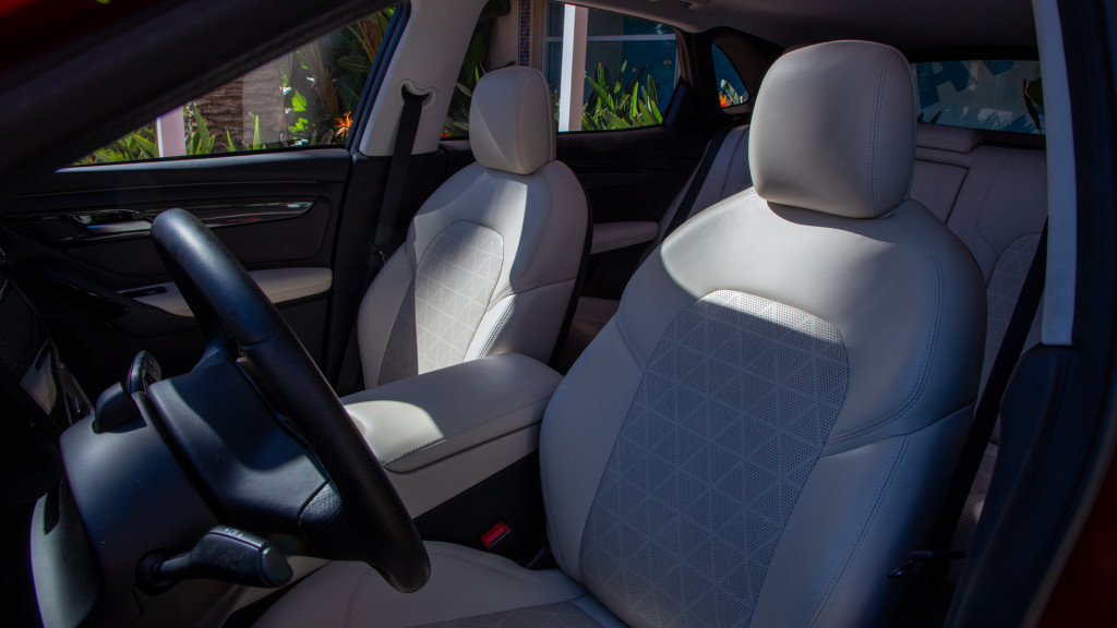 VinFast VF 8 Prototype