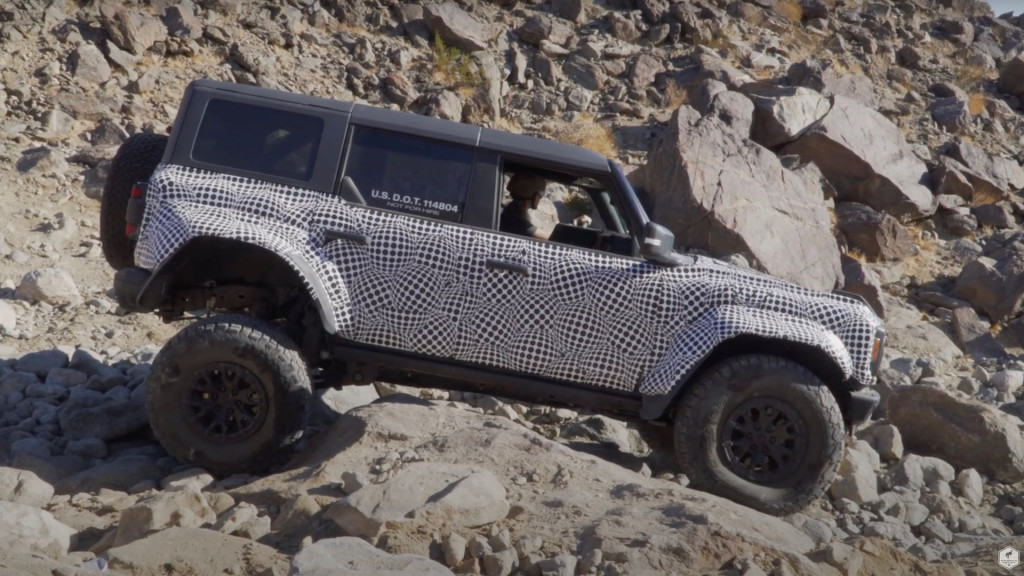 2022 Ford Bronco Raptor prototype off-roading in Johnson Valley (via The Bronco Nation)