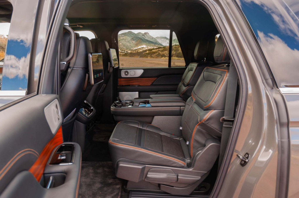 2022 Lincoln Navigator