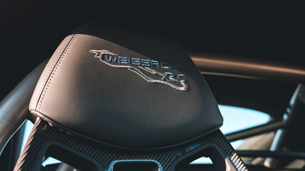 2022 Porsche 718 Cayman GT4 RS