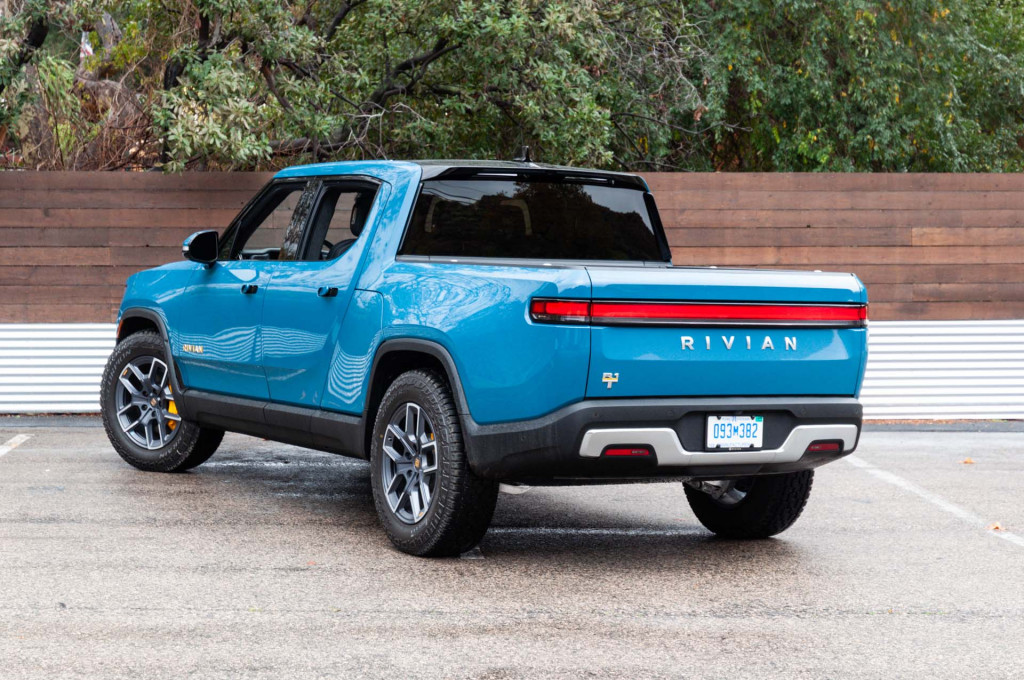 2022 Rivian R1T