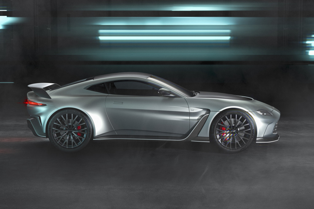 Final Aston Martin V12 Vantage