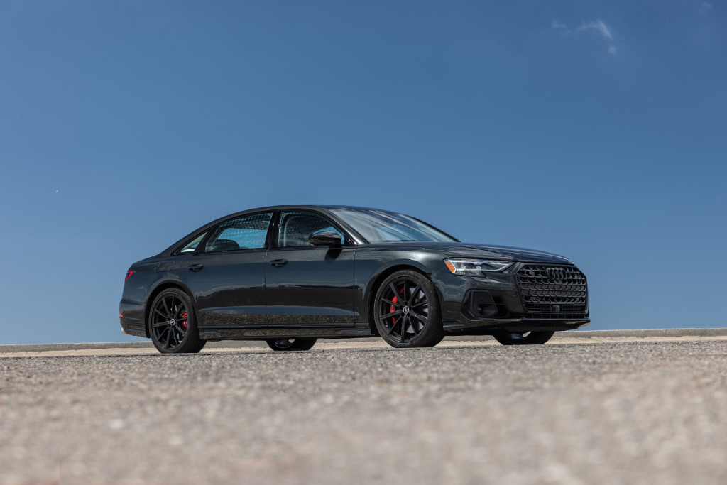 2022 Audi S8