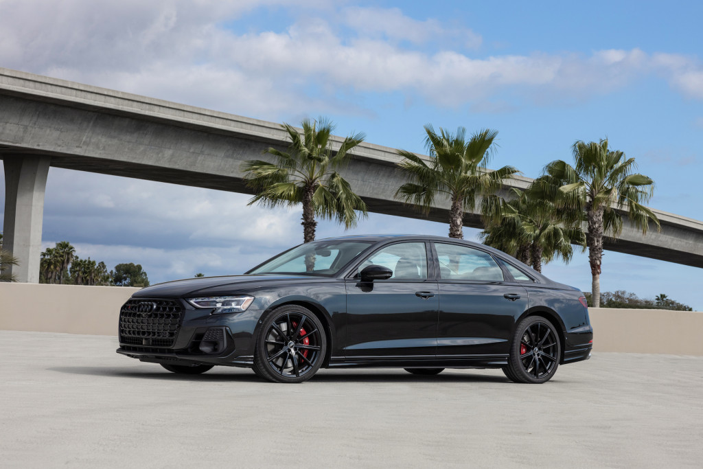 2022 Audi S8