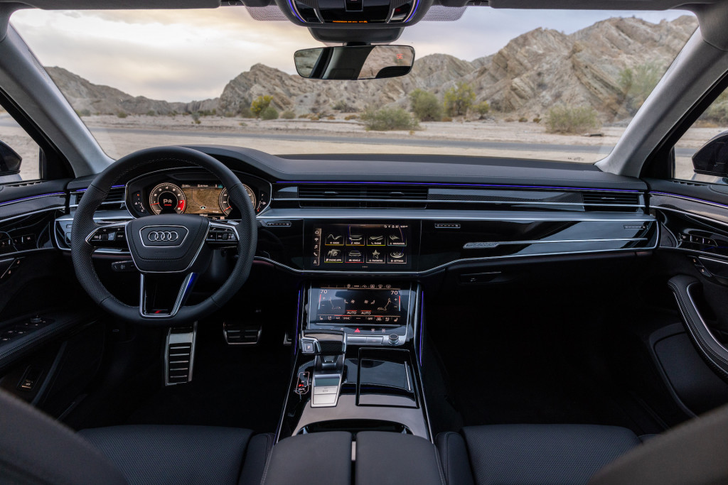 2022 Audi S8