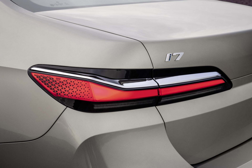 2023 BMW i7